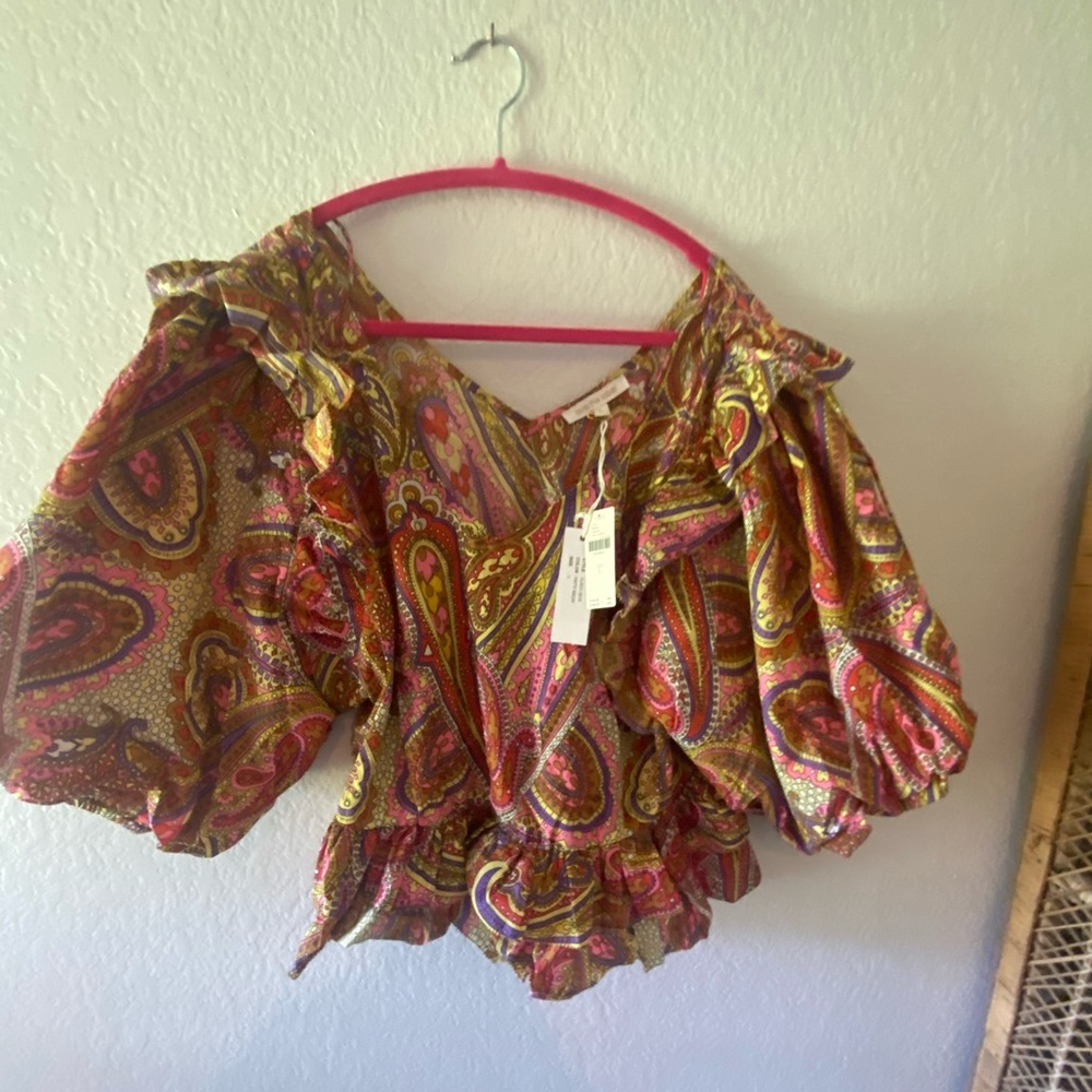 Love the Label Ruffles Abstract Blouse sz large - Picture 7 of 10